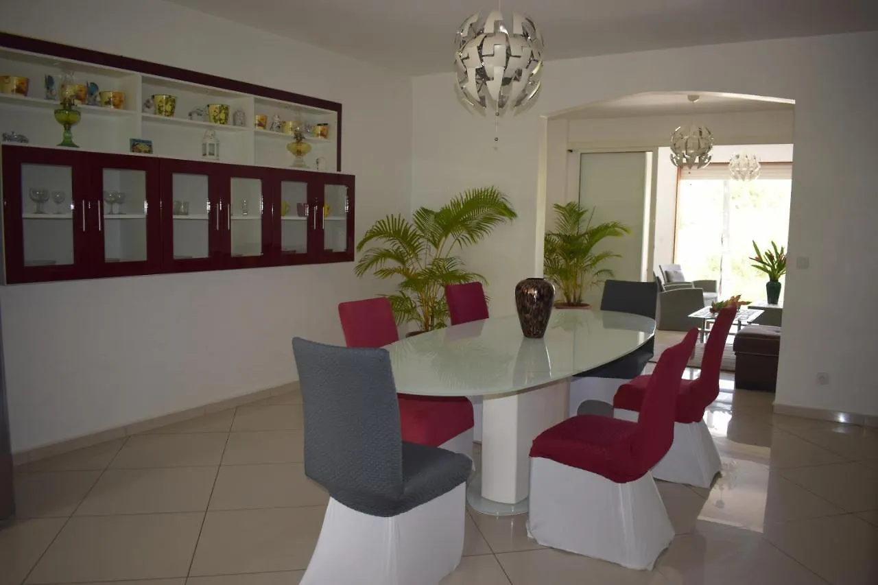 Holiday home Maison Luxieuse De Vacances Anse-Bertrand